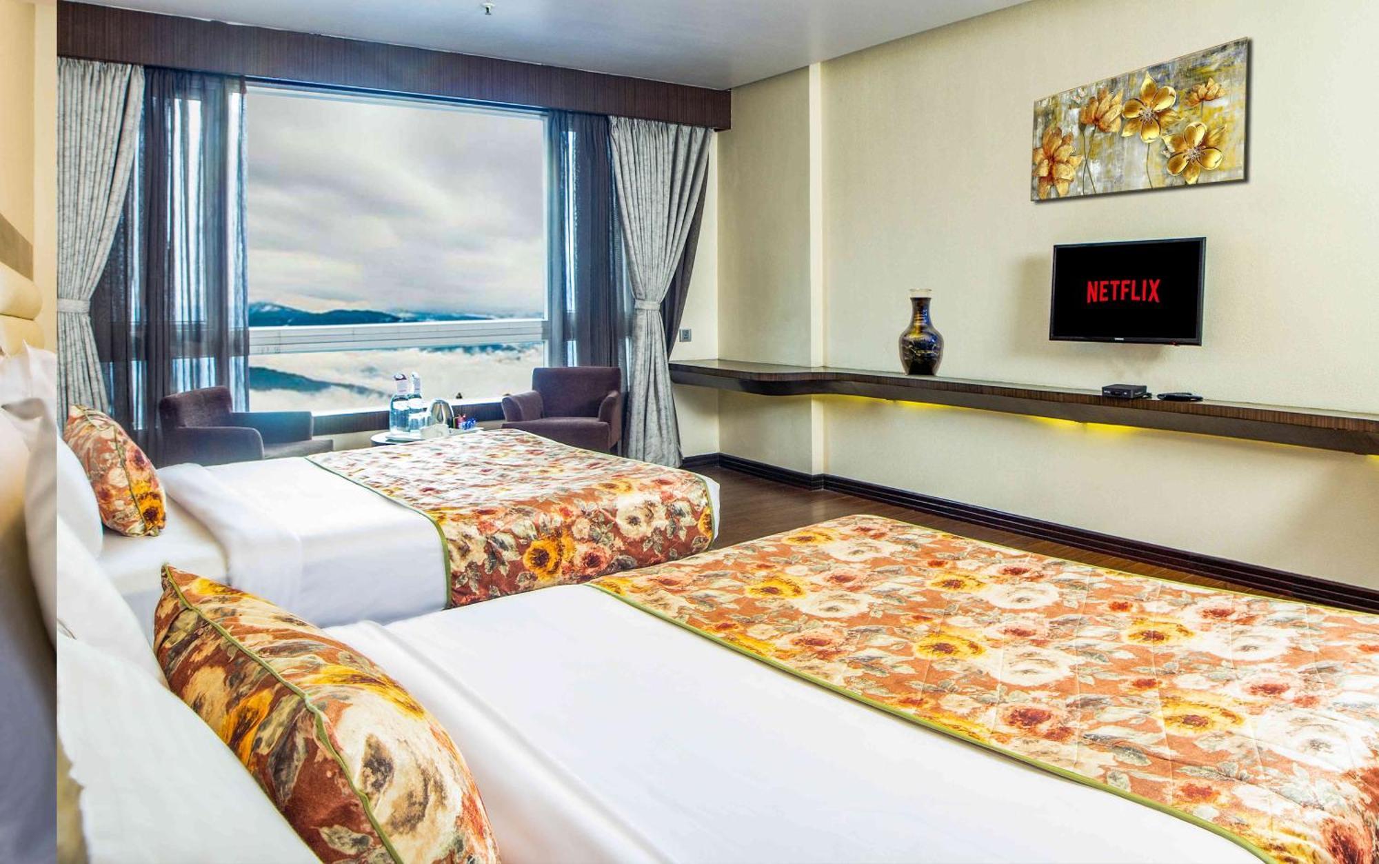 Summit Montana Suites & Spa At Mall Darjeeling  Bagian luar foto