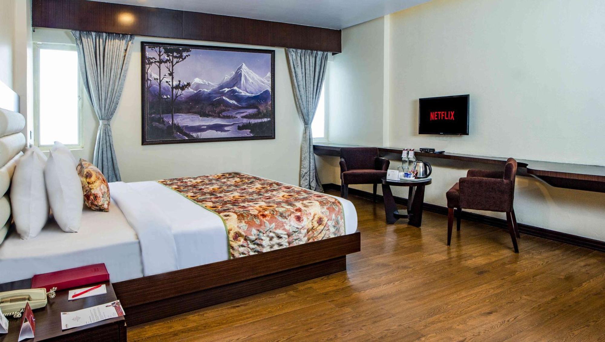 Summit Montana Suites & Spa At Mall Darjeeling  Bagian luar foto